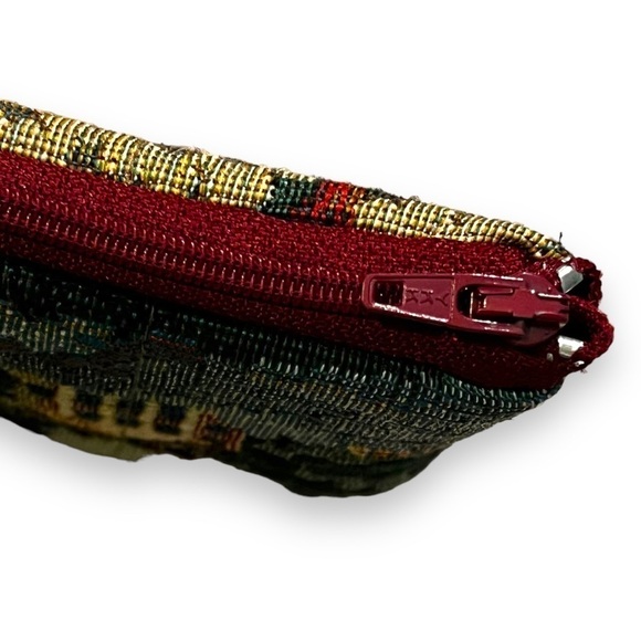 Vintage Tapestry Golfer Print zip Pouch Holdings Fine Accessories 5” x 7” - Picture 3 of 7